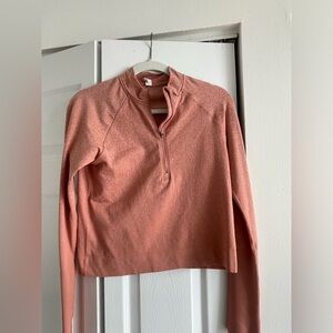 Lululemon cropped 1/4 zip up, size 8